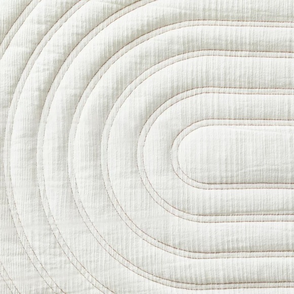 - NEW Better Homes & Gardens White Textured Arched Cotton Shams, King, 2-P… - Picture 2 of 5